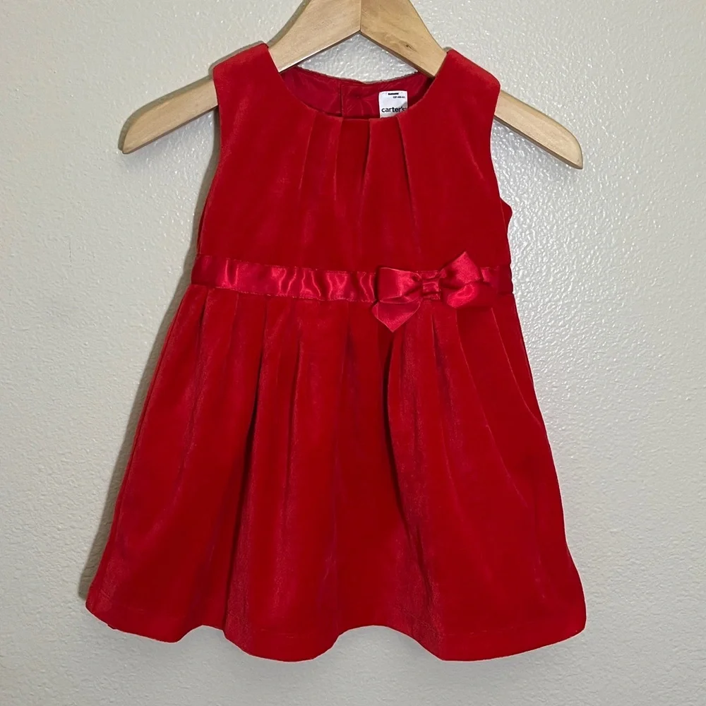 Set Zara Carter's Elegant Red Velvet Dress